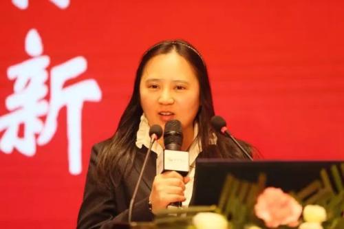 新华基金:2018年向消费升级、产业升级、市场