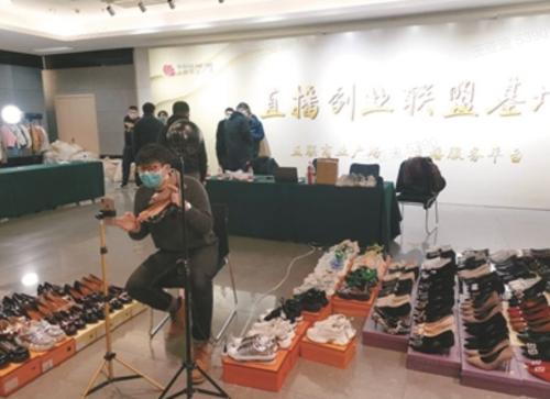 「在线业务」到底转折了什么?