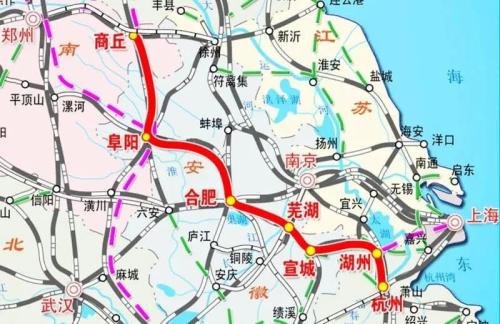 仲量联行邹丽娟：聚焦服务业和历史文化优势，打造具有成都特色高品质科创空间